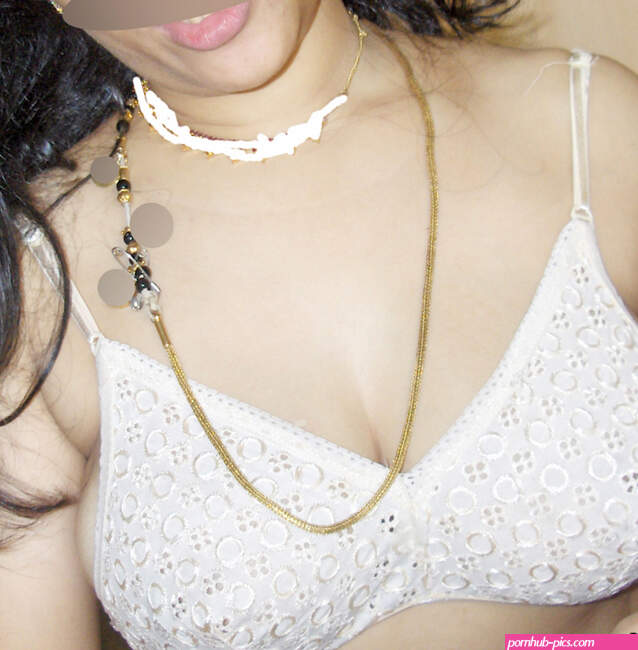 Mallu Aunty Shakeela Blouse Removing Show