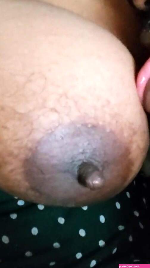 Mallu housewife boobs sucking and fucking with hot expression -malluhotbird watch online