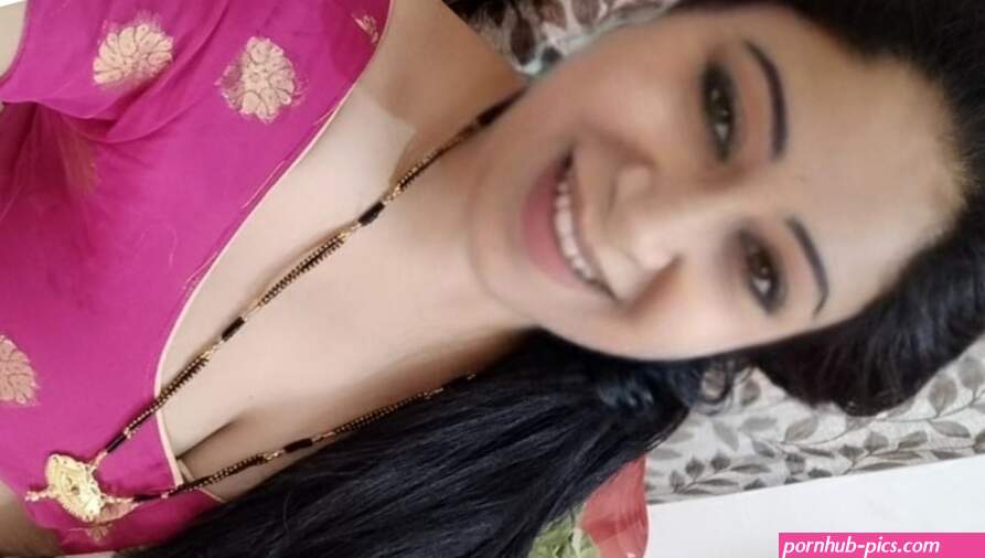 Kamu Desi Mallu House Wife Aunty Porn Videos
