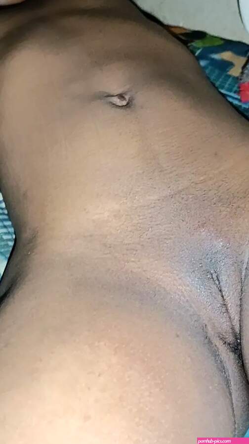 Drunk Naija Lady Sleeping Naked On The Bed