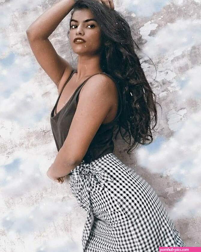 Nidhi Goel porn photos 857