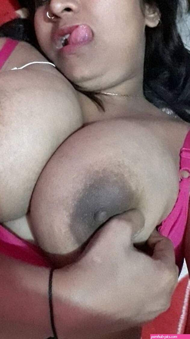Bengali aunty ke antarvasna boobs ki photos
