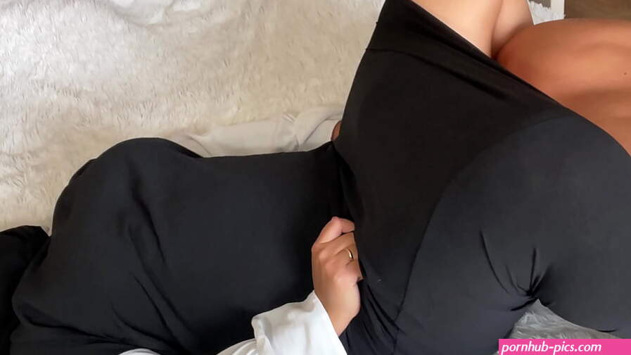 Sweet pussy for arab girl