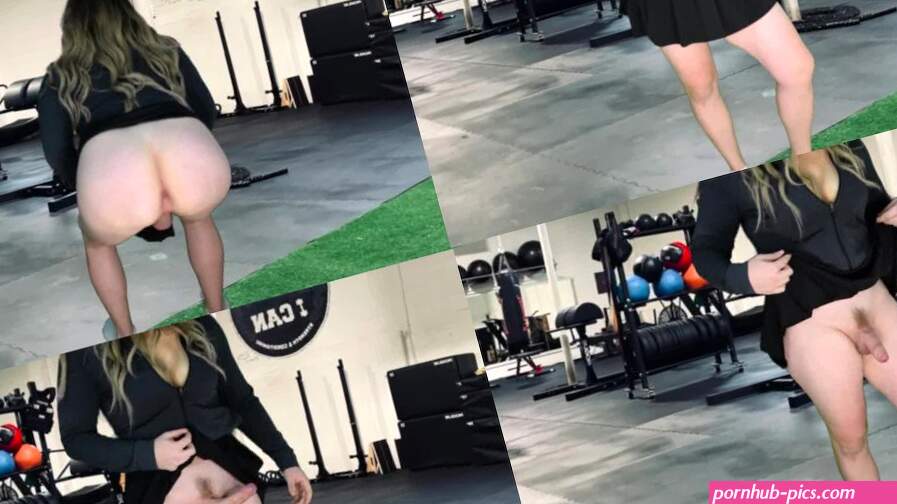 Mini falda travesti parpadeando en el gimnasio
