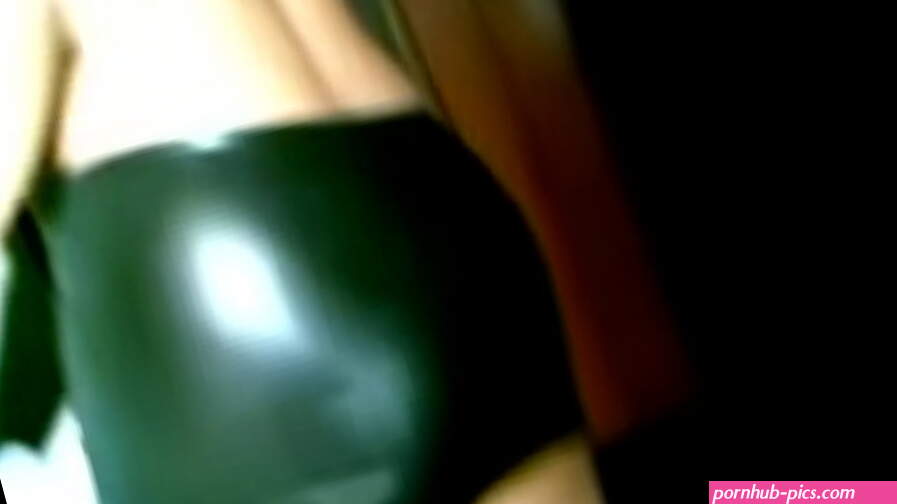 minifalda de latex