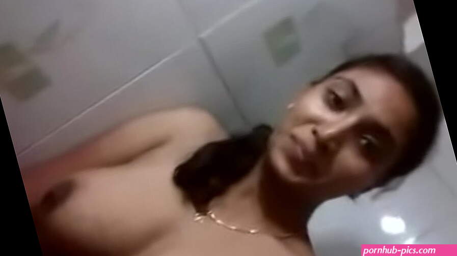 Tamil Girl Boobs