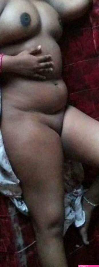 Indian Tamil aunty nude images
