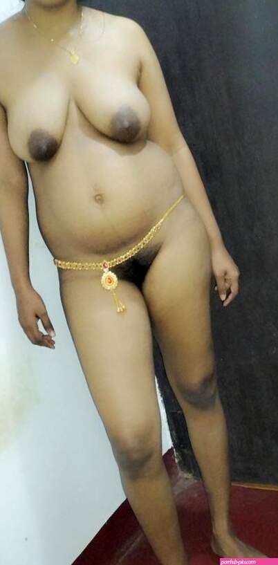 Big saggy boobs Tamil housewife nude pics leaked online Dont miss!