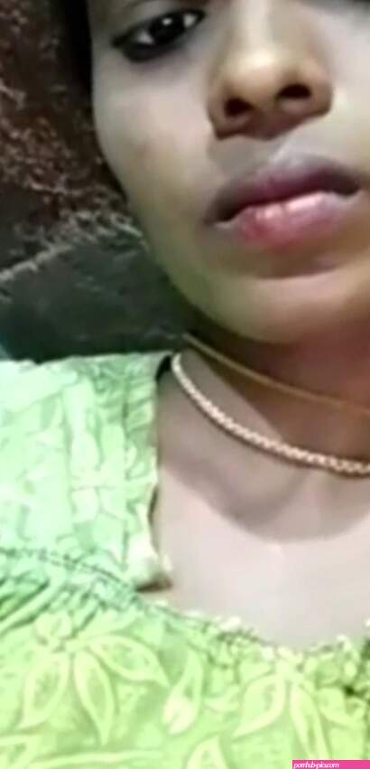 Tamil Village girl show pussy