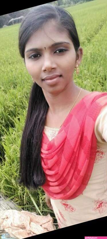 Tamil Village girl fingering to Boyfriend