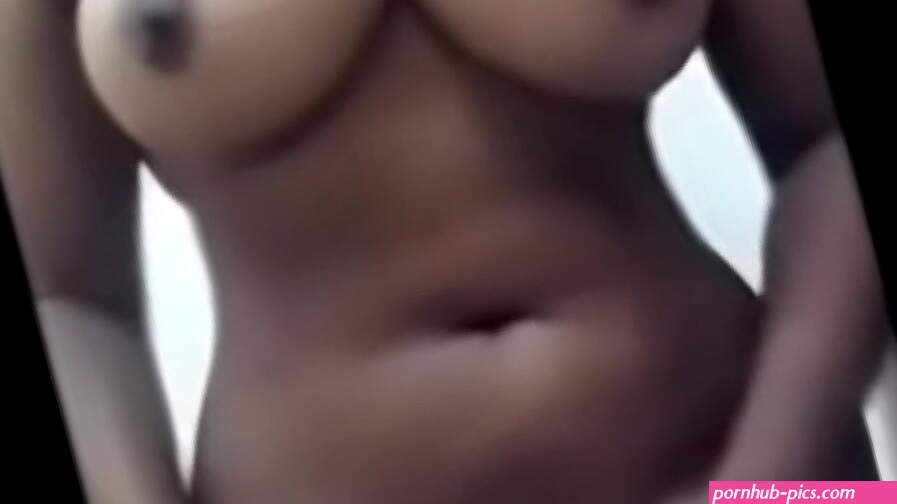 Big boobs sexy tamil girl banu fingering