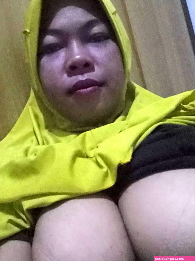 Toket gede jilbab