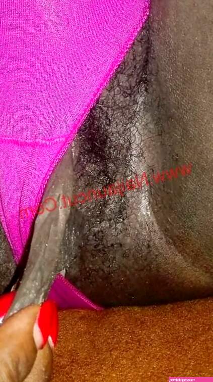 Viral Photos: Naked Pictures Of Sugar mummy with Ugly vagina