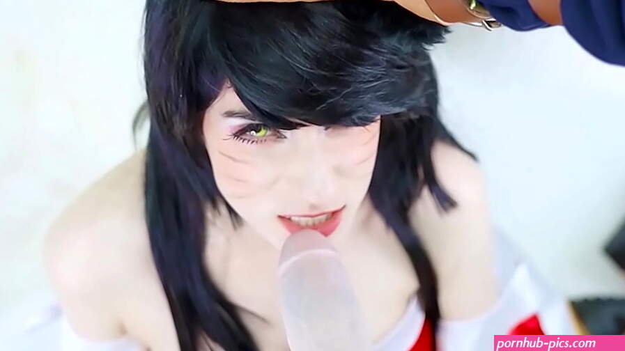 Ahri Learns Top Mid Bottom and Jungle
