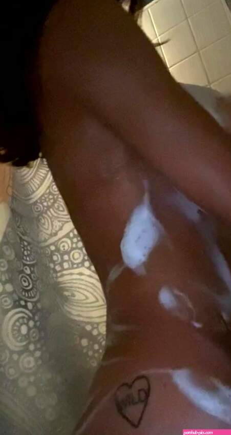 Amira brie shower