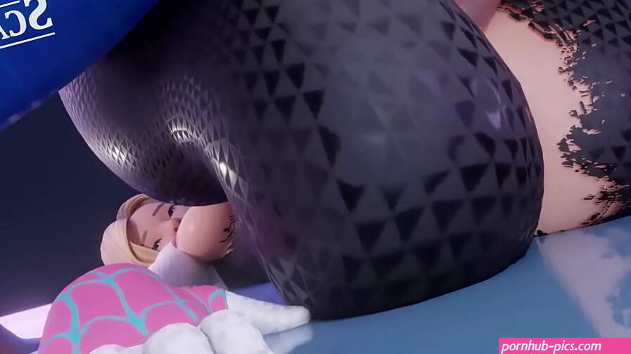 Spider gwen gets fucked and creampie by spider man 2099