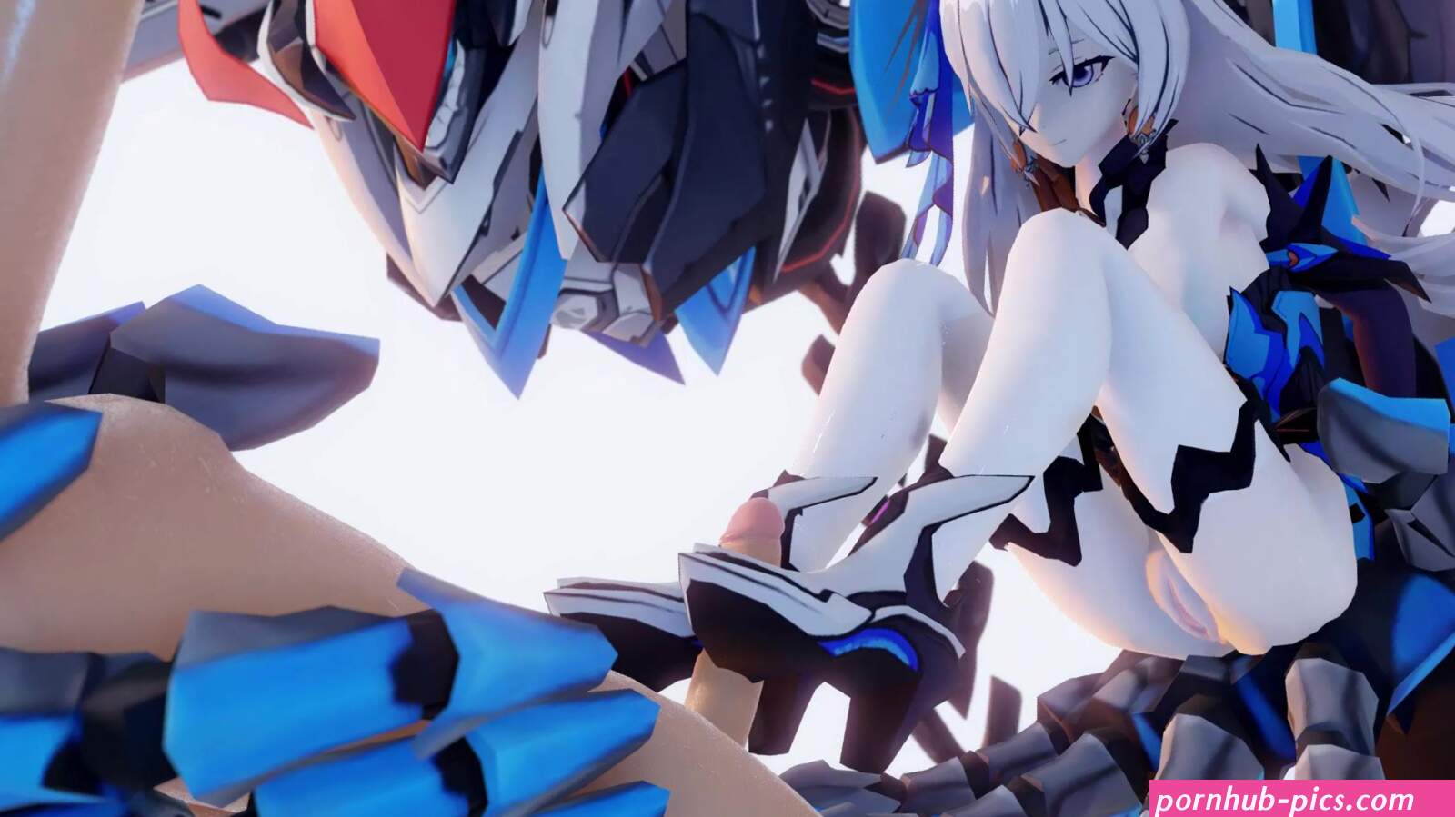 Bronya masturbates me