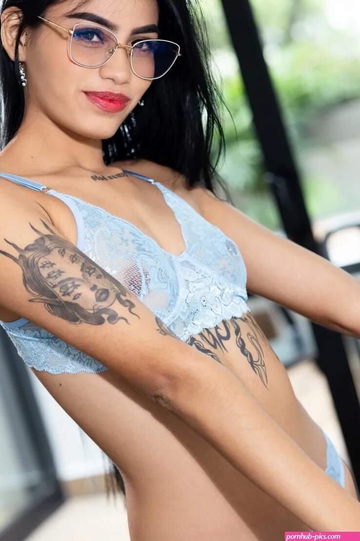 Sofia Demon Baby: 13 Nude Pics