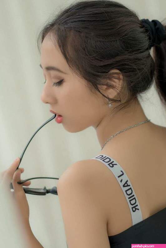 5 hot photos by Mercury Nguyen known as disleft