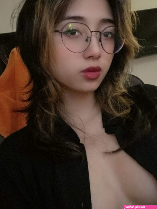 Mercury Nguyen disleft OnlyFans 54 Photos