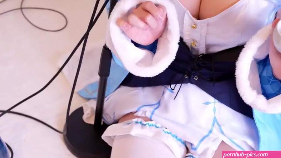 Cosplay ASMR Hololive Yukihana LamyasmrCosplay Ear Licking