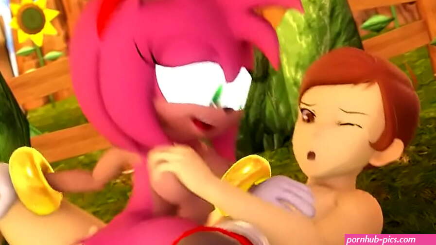 Sonic ditched Amy so she fucks human