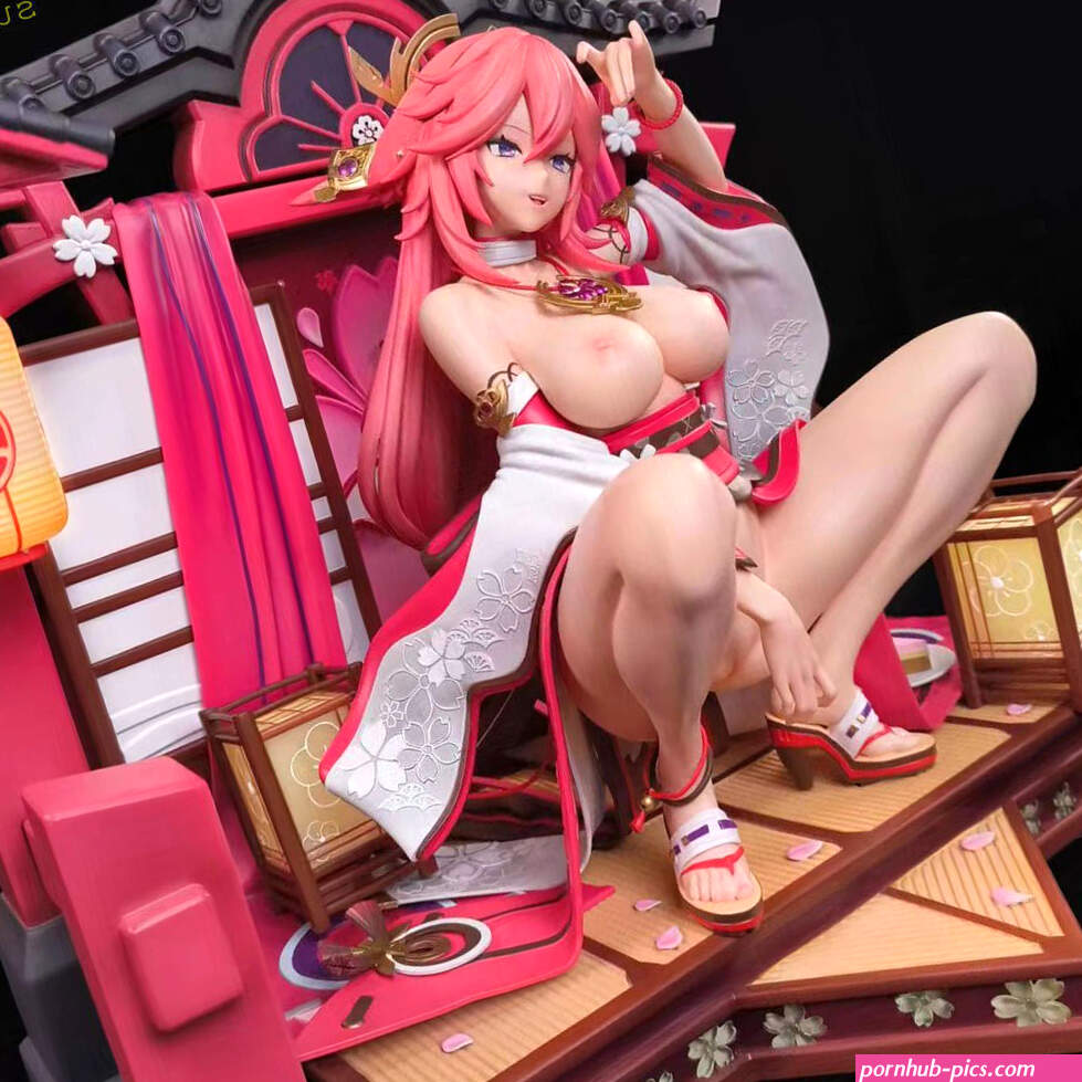 lazydog Studio Genshin Impact 14 Cast Off Yae Miko Resin LED Statue IN STOCK