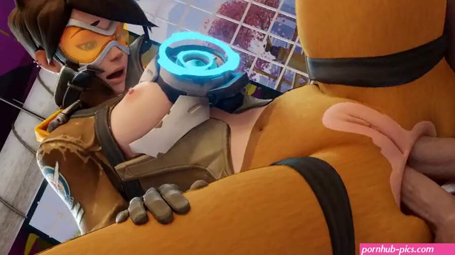Tracer Double Anal Penetration