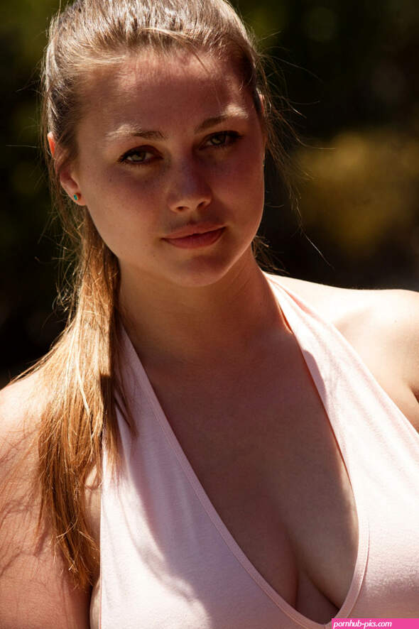 Lillial Right Flashing her Big Tits