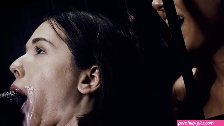 Dumb chick gets rough fuck by huge alien monsters and explodes with cum