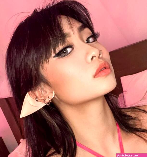 Kittynobi OnlyFans profile photos and links