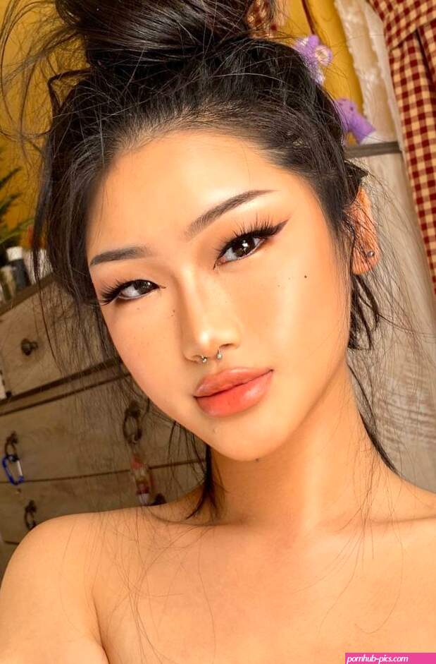 Asian Cumslut Onlyfans Leak