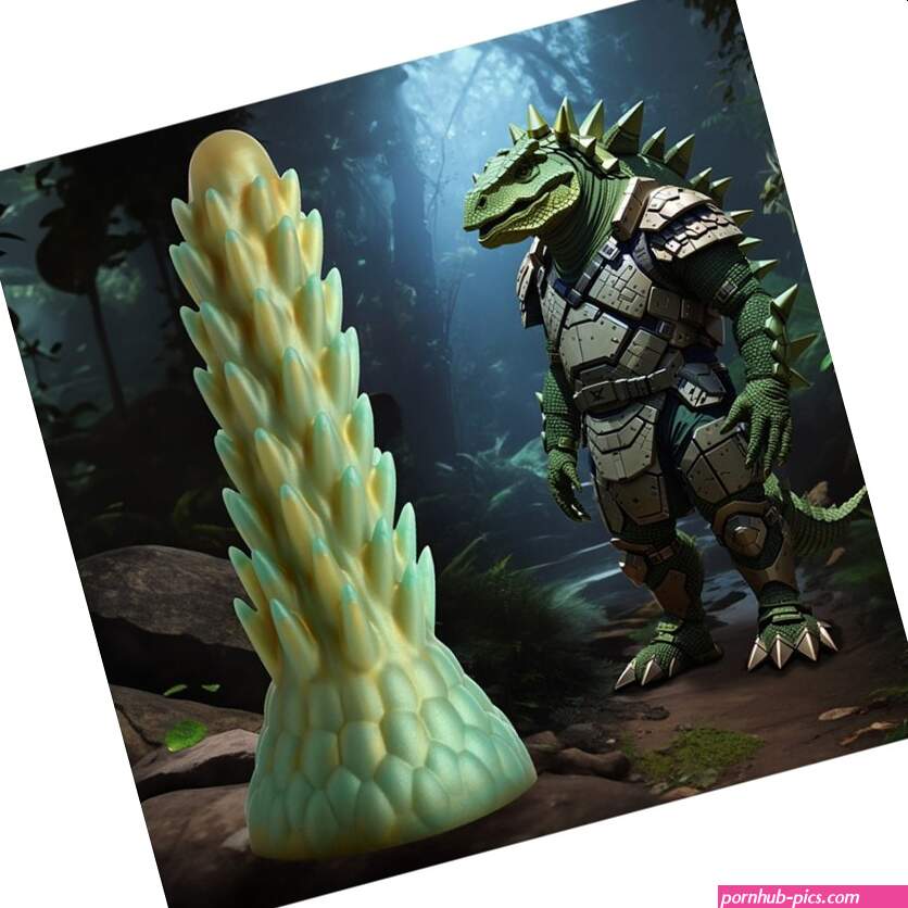 XR Brands Stegosaurus Cactus Reptile Silicone Dildo green 4295