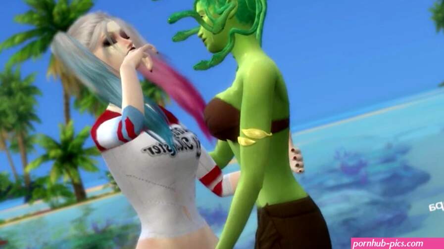 HARLEY QUINN MEDUSA having sex at the beach house
