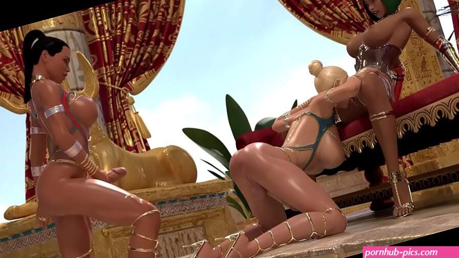 Ebony and blonde futanari babes entertaining the Egyptian princess