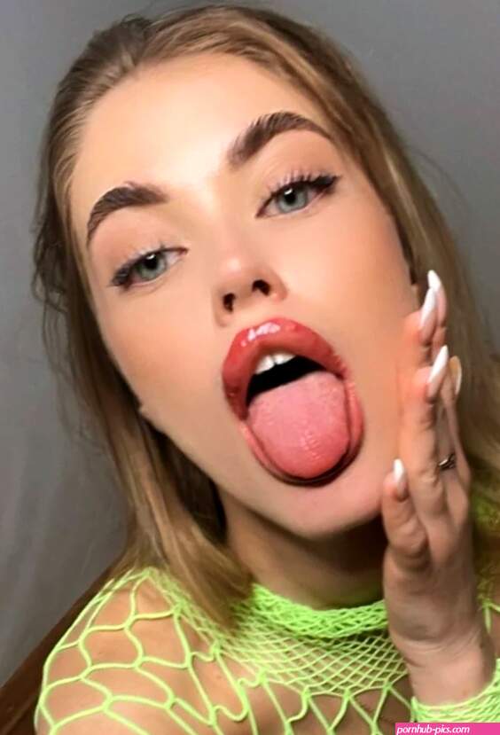 Krstinsweet666 OnlyFans profile photos and links