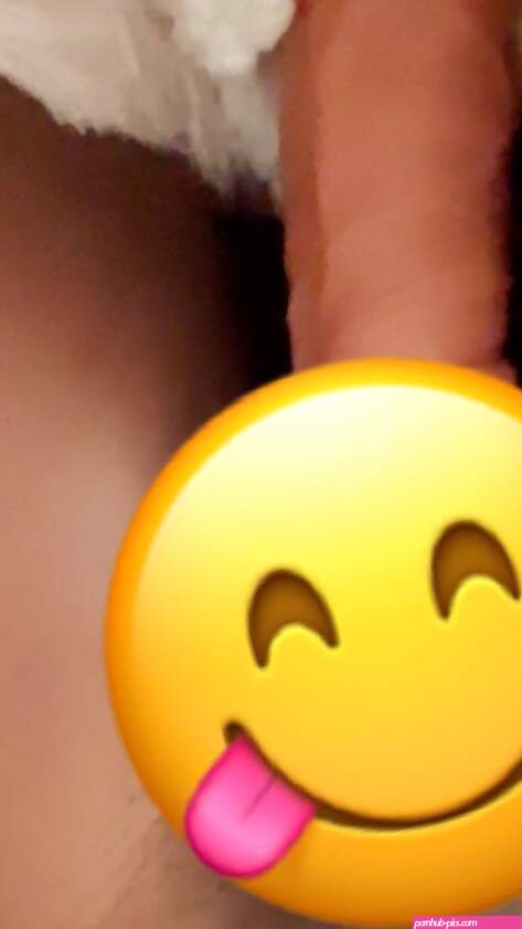 lynaritaa lynaritaa77 X