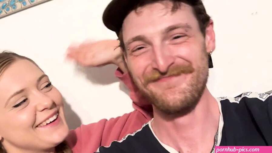 LusteryHQs video Tweet