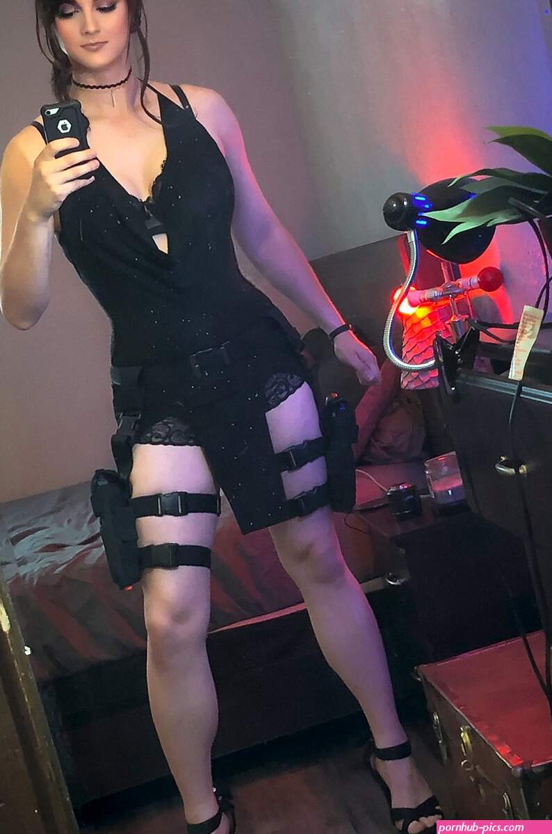 Ashley Barron on X: Just posted up my TombRaider Legends cosplay over on Patreon The dress left little to the imagination