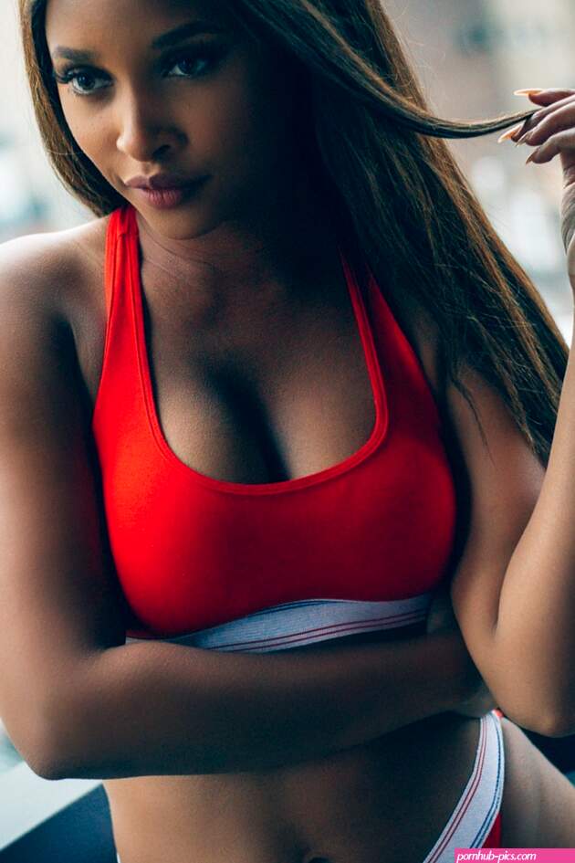 Model Of The Week Phoenix Skye Itsphoenixskyesexiezpix Web Porn
