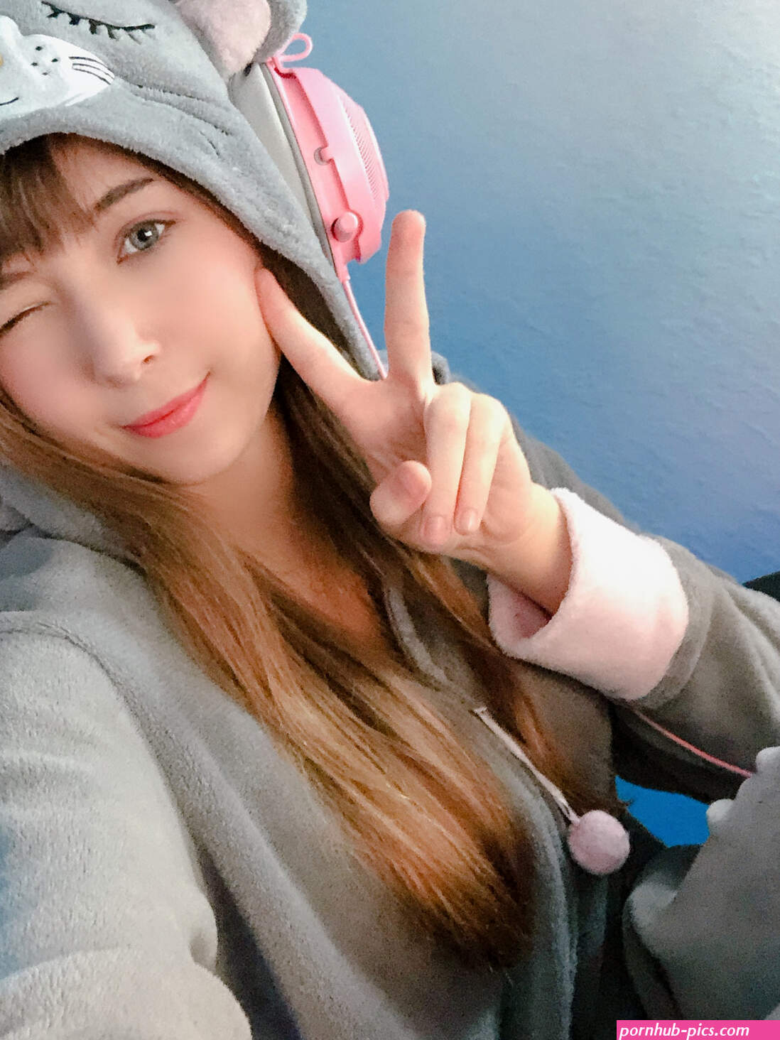 Ribaibu Cosplay Nude Leaks Photos and Videos