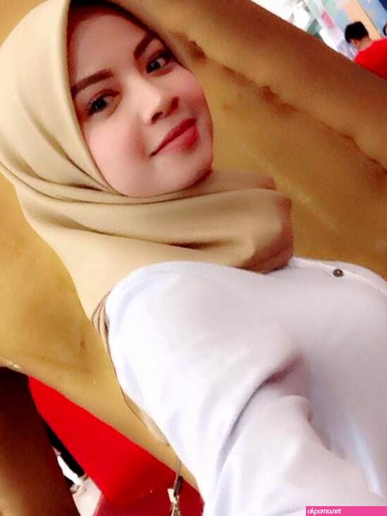 Awek thailand goncang konek sy sampai keluar air mani