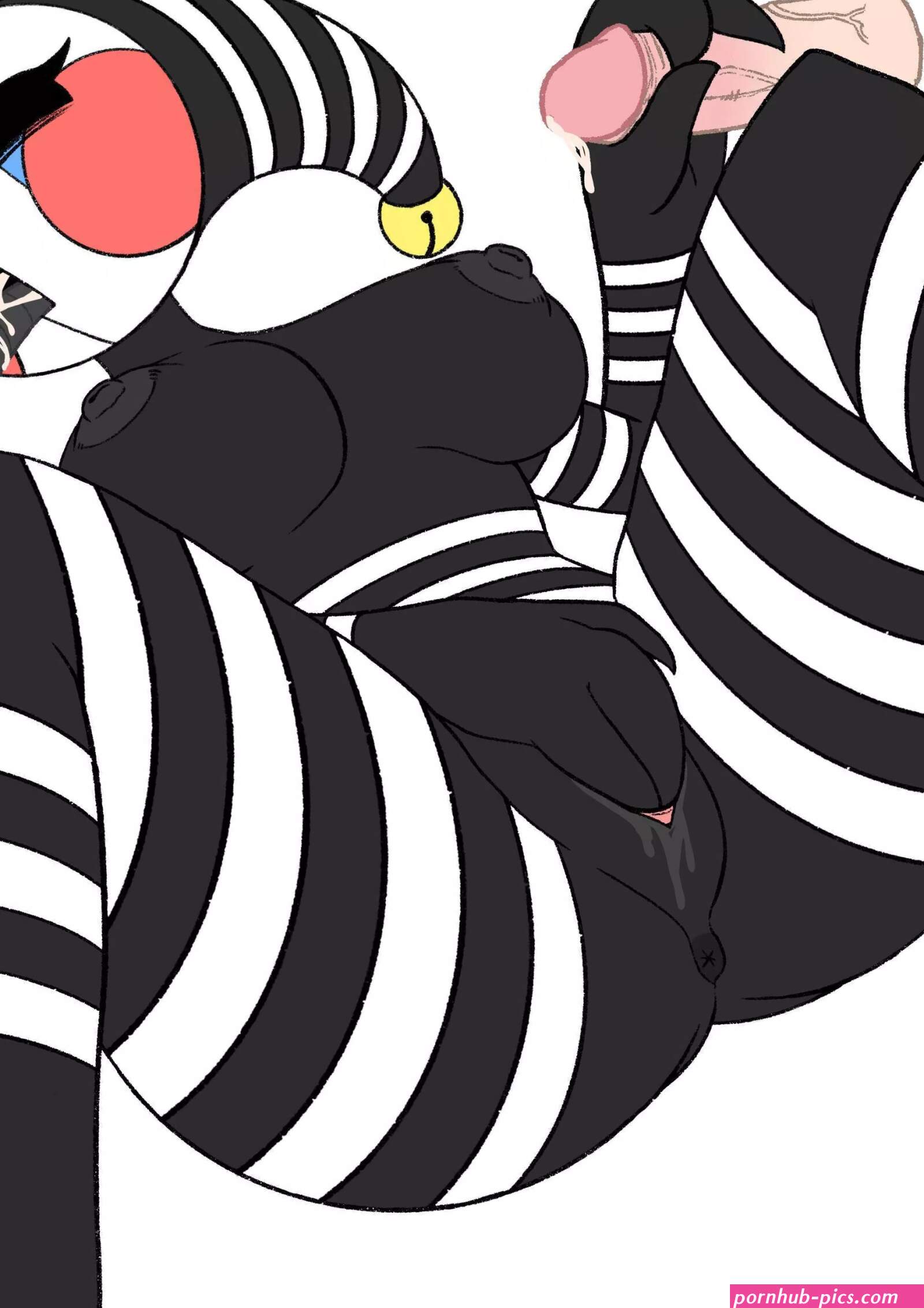 Security puppet in threesome
