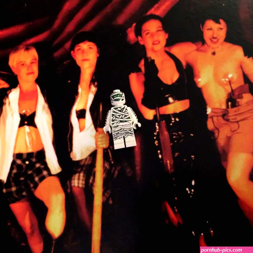 Blood Orgy Of The Leather Girls