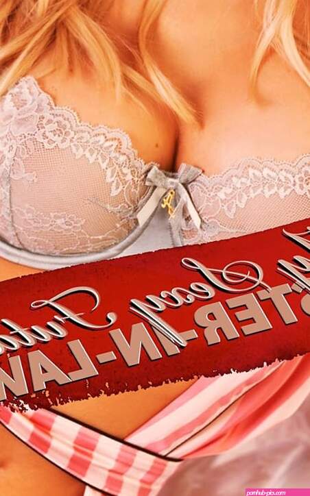 My Sexy Futa Sister-In-Law: A Futa Age Gap Seduction eBook : Arezo Lilith : Amazon.ca: Kindle Store
