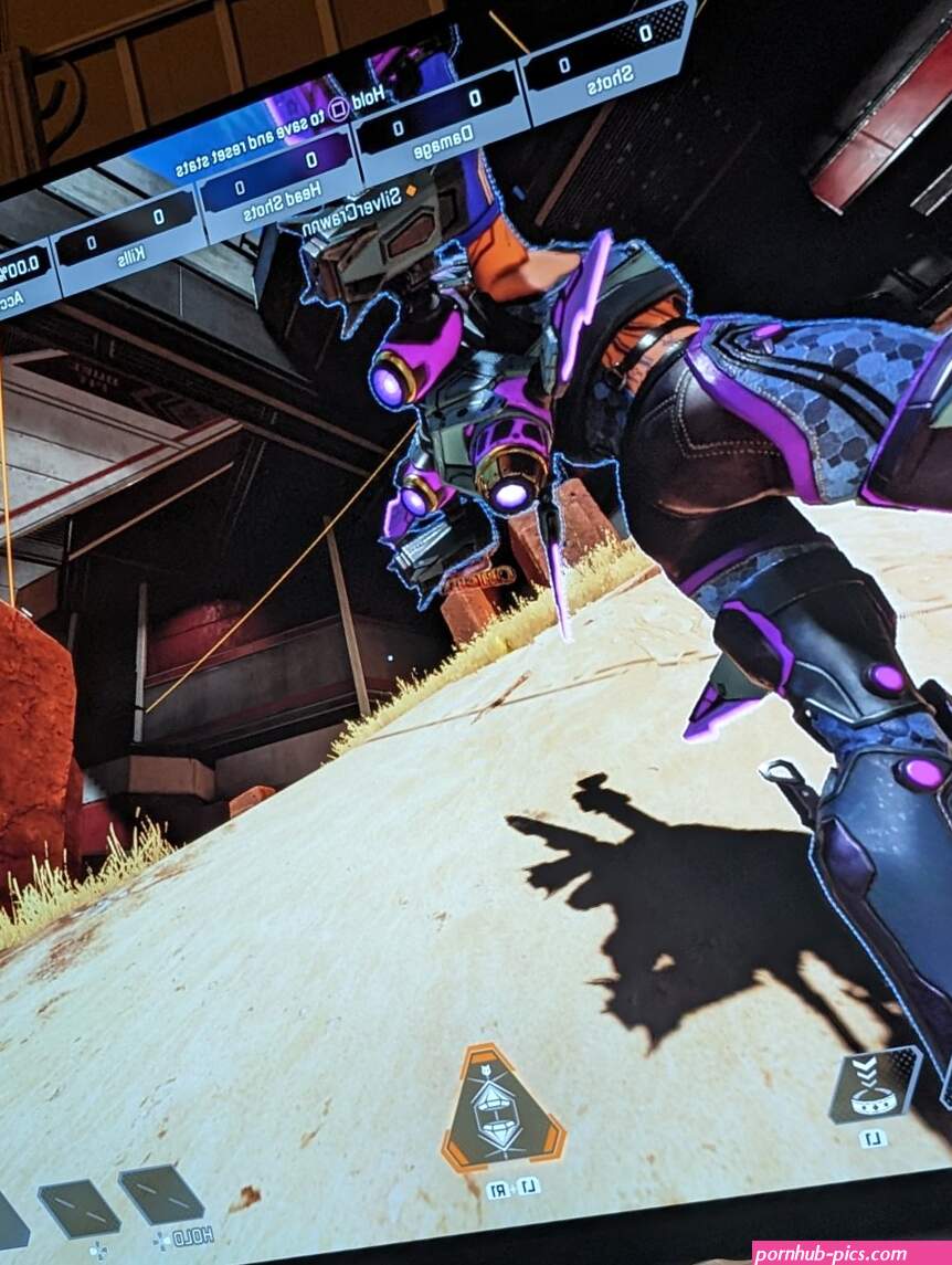 Apex Legends Valkyrie and Loba ingame assbooty pics and videos...