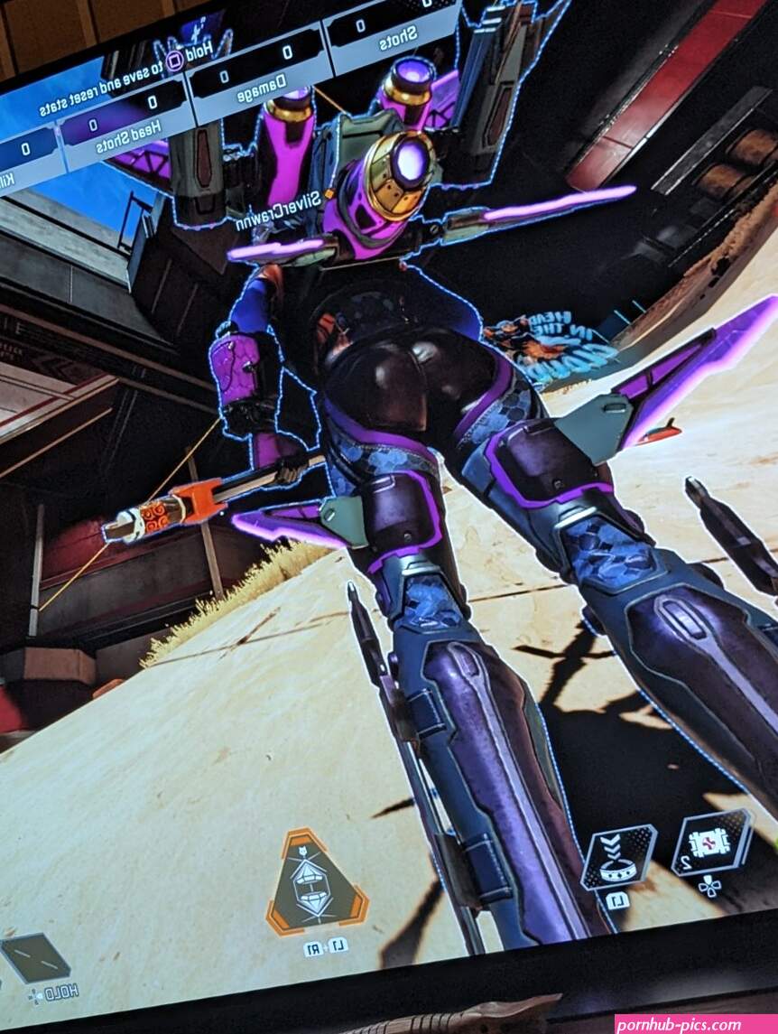 Apex Legends Valkyrie and Loba ingame assbooty pics and videos...