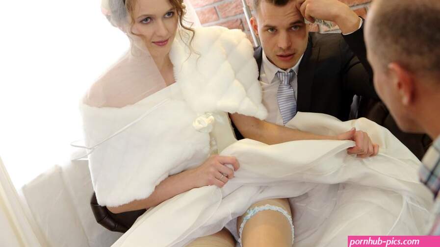 The Right Of The Wedding Night Was Mine