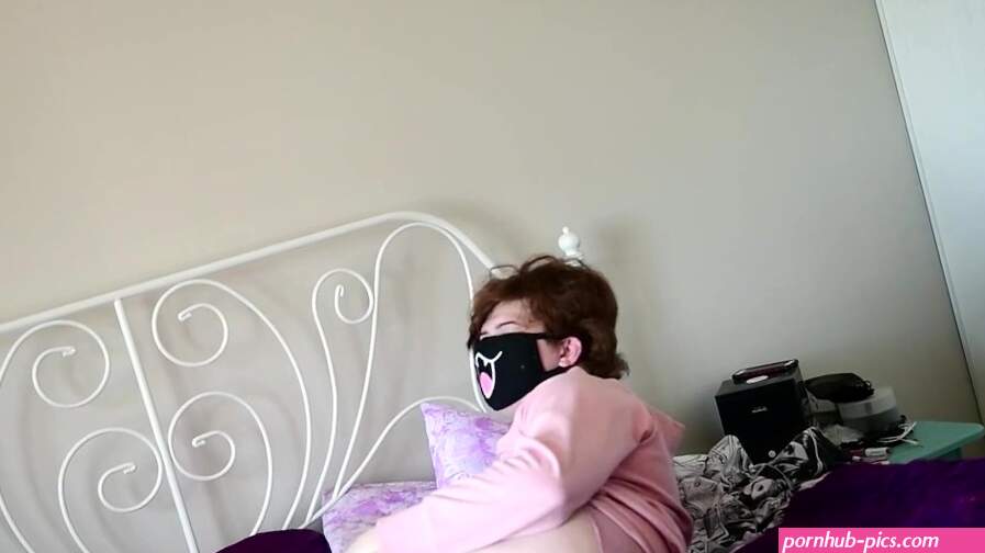 Amy tests her new toys and new cameras