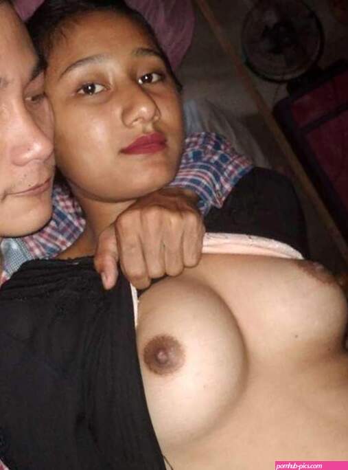 Young assamese girl ke boobs dabane ke 9 sex photos gallery